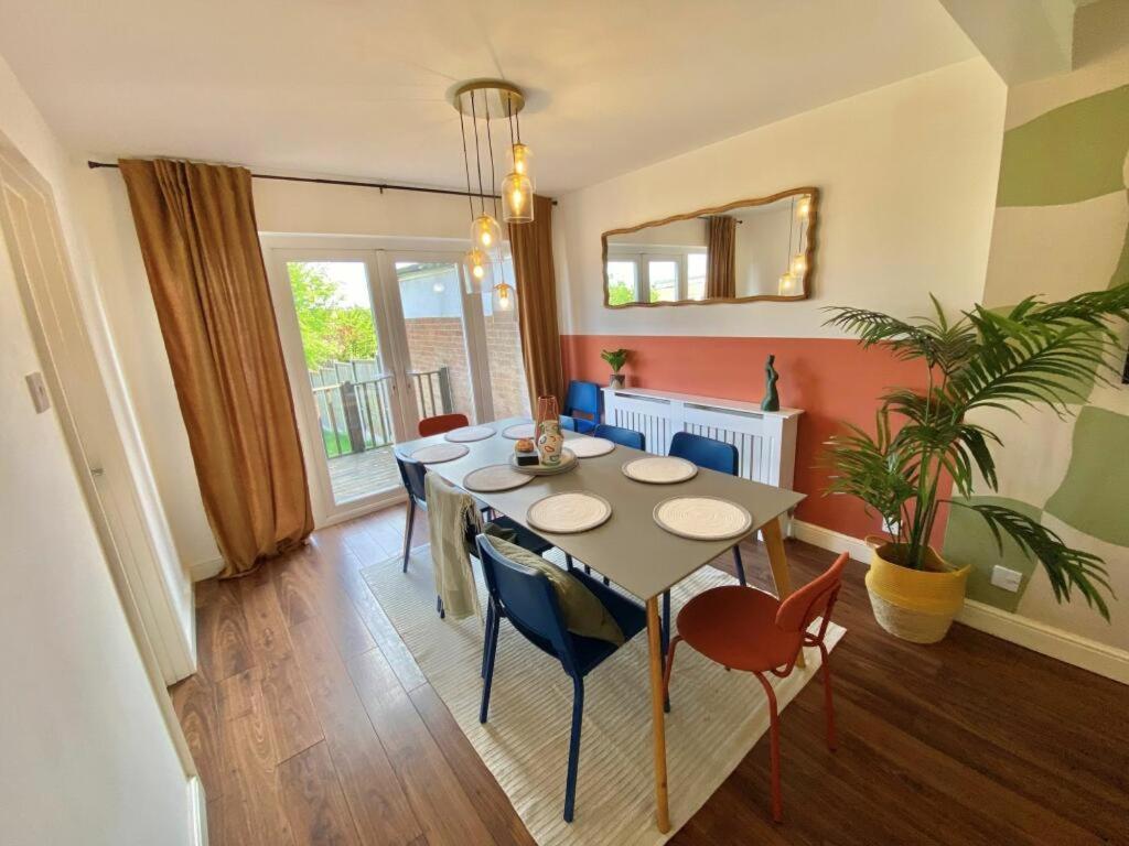 Coventry Huge 4Bed 2Bath Private Parking Nec By Empower Homes Экстерьер фото